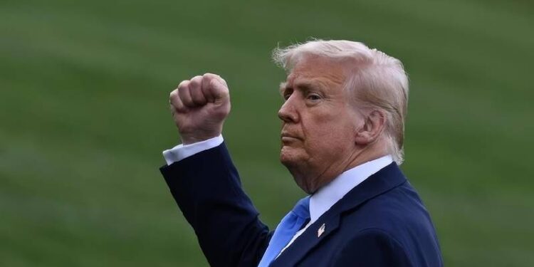 Trump: Biden döneminde “otomatik e-imza” ile imzalanan tüm belgeler geçersiz