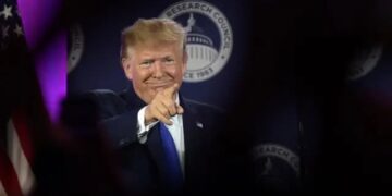 Trump yönetiminin 5 Avrupalıya yaptırım kararına tepki