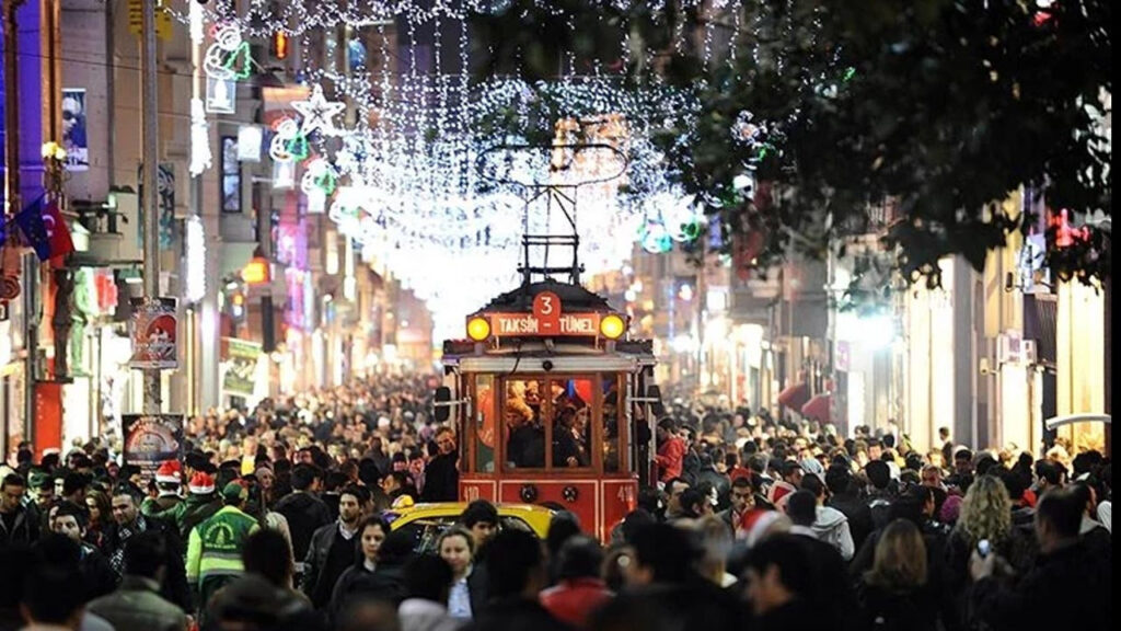 Valilik Duyurdu... İstanbul'da Alınan Yılbaşı Önlemleri Açıklandı