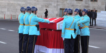 Vefat Eden Eski AK Partili Vekil Cemal Öztürk İçin TBMM’de Tören