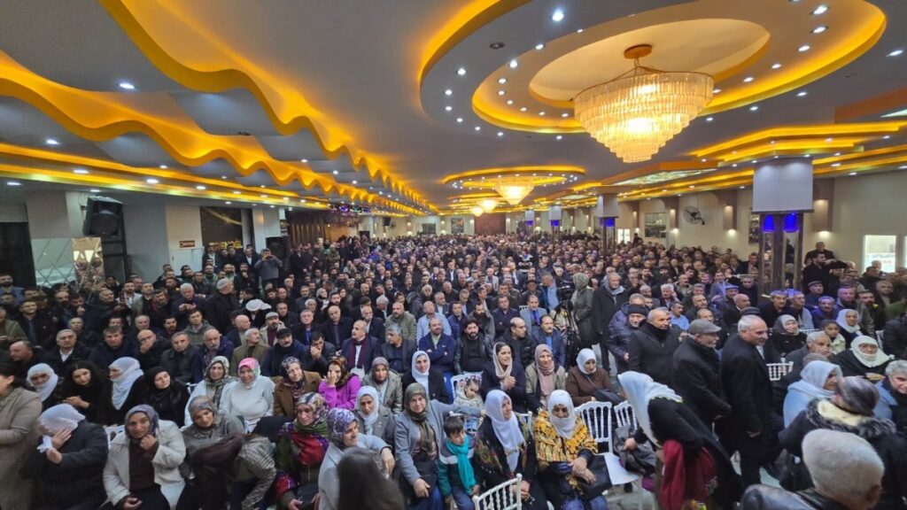 Wan’daki halk buluşmasına binler katıldı: Mücadelemiz Önder Apo’nun fiziki özgürlüğüyle sonuçlanacak