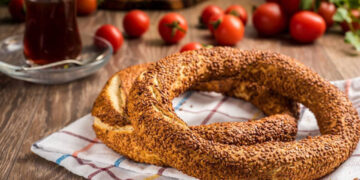 Yeni Yıl Gelmeden Simit Fiyatlarına Zam Geldi
