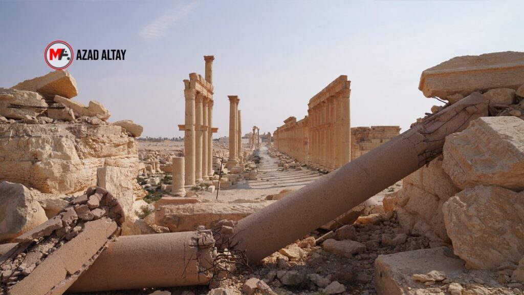 Zenobia'nın kenti Palmira'daki tahribatı görüntüledik