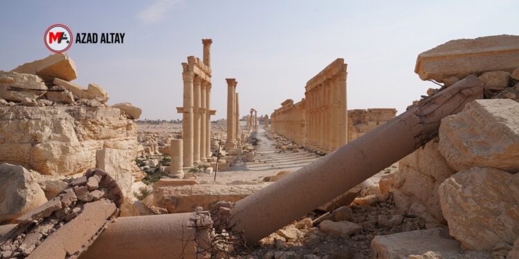 Zenobia'nın kenti Palmira'daki tahribatı görüntüledik