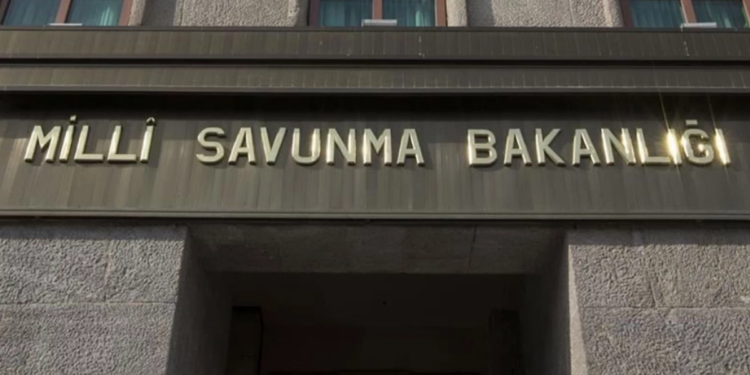 Savunma Bakanlığı’ndan Suriye’de federasyon talebine tehdit