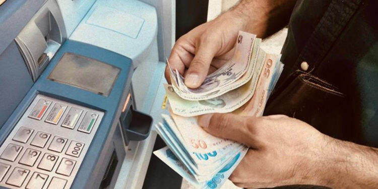 18 Milyon Emekli Bu Kararı Bekliyor: Bayram İkramiyesi Ne Kadar Olacak?