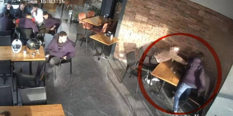 2 Kişiyi Yaralayan Bıçaklı Saldırgan Yakalandı