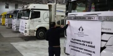 Kobanê’ye yardım kampanyasında sahte IBAN’lara dikkat