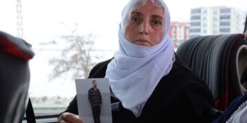 Tutsakların televizyon ve buzdolaplara el konuldu, tuvalet kapası söküldü