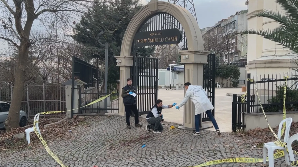 Annelerinin Cenazesinde Miras Kavgası... Kardeşlerden Biri Öldü