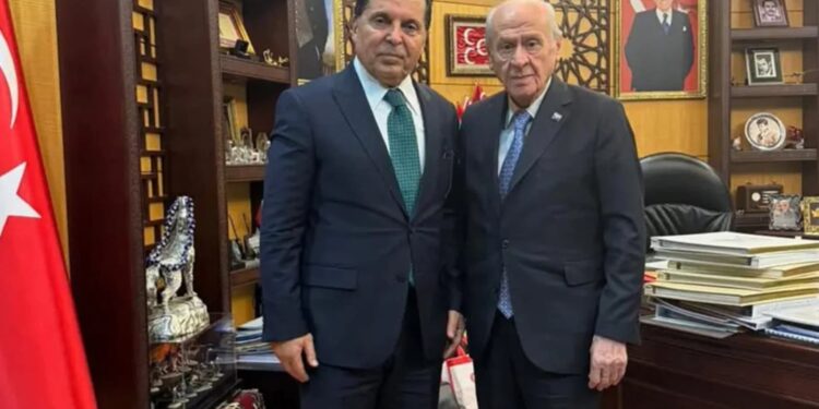 Bahçeli, Ahmet Özer için verilen hapis kararını eleştirdi