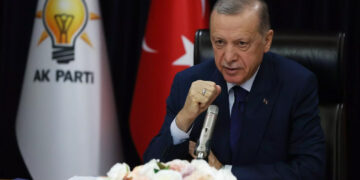 Cumhurbaşkanı Erdoğan'dan AK Parti Teşkilatına Tebrik: Üye Sayısını Açıkladı