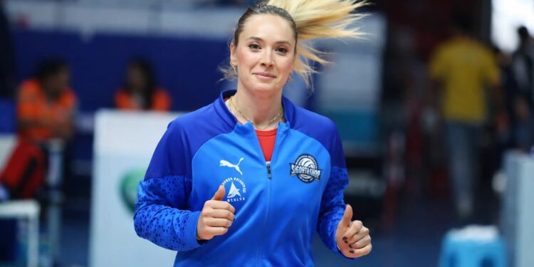 Derya Çayırgan, ev hapsi ve yurt dışına çıkış yasağı şartıyla serbest