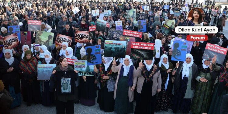 Kobanê’ye saldırı: İnsani bir krizden siyasal bir kuşatmaya