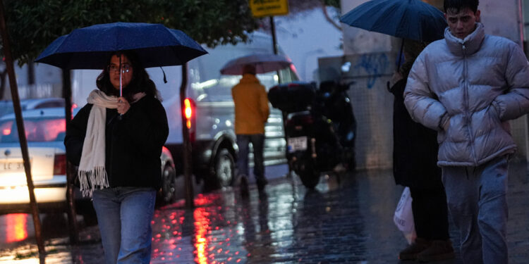 Dondurucu Soğuklara Veda: Sıcaklıklar 6 Derece Birden Artacak Ama... Yeni Sağanak Dalgası Geliyor