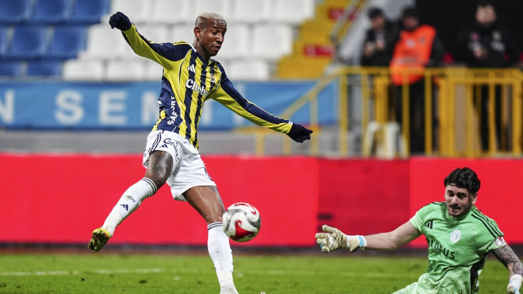 Fenerbahçe, Beyoğlu'nda Aradığı Golü 82'de Buldu