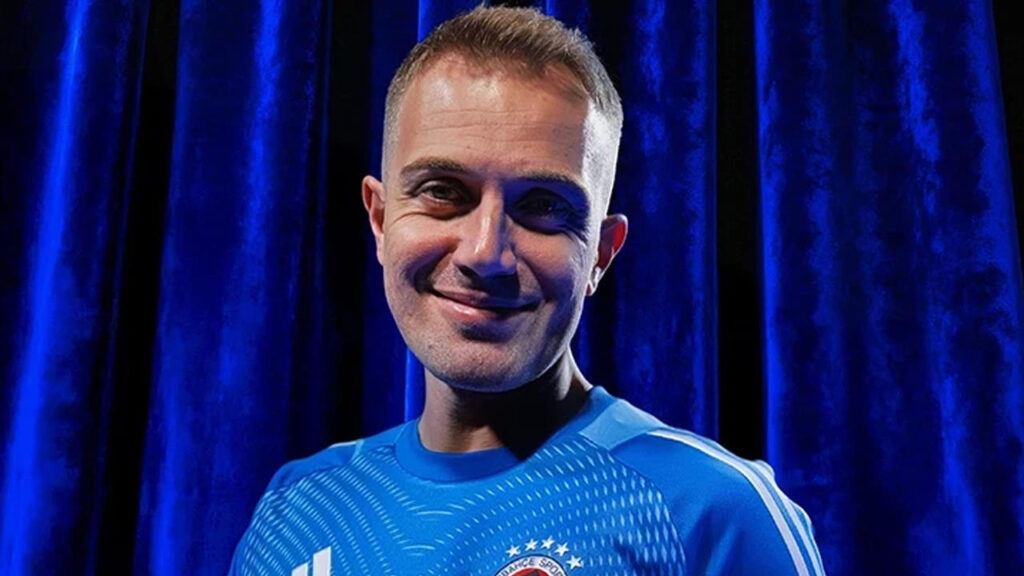 Fenerbahçe, Mert Günok Transferini Resmen Açıkladı