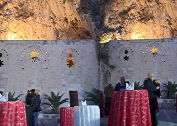 Hatay'daki Dünyanın İlk Mağara Kilisesinde Noel Ayini