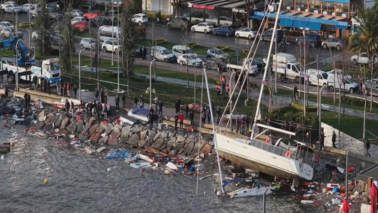 İstanbul Valiliği, Fırtınanın Bilançosunu Açıkladı
