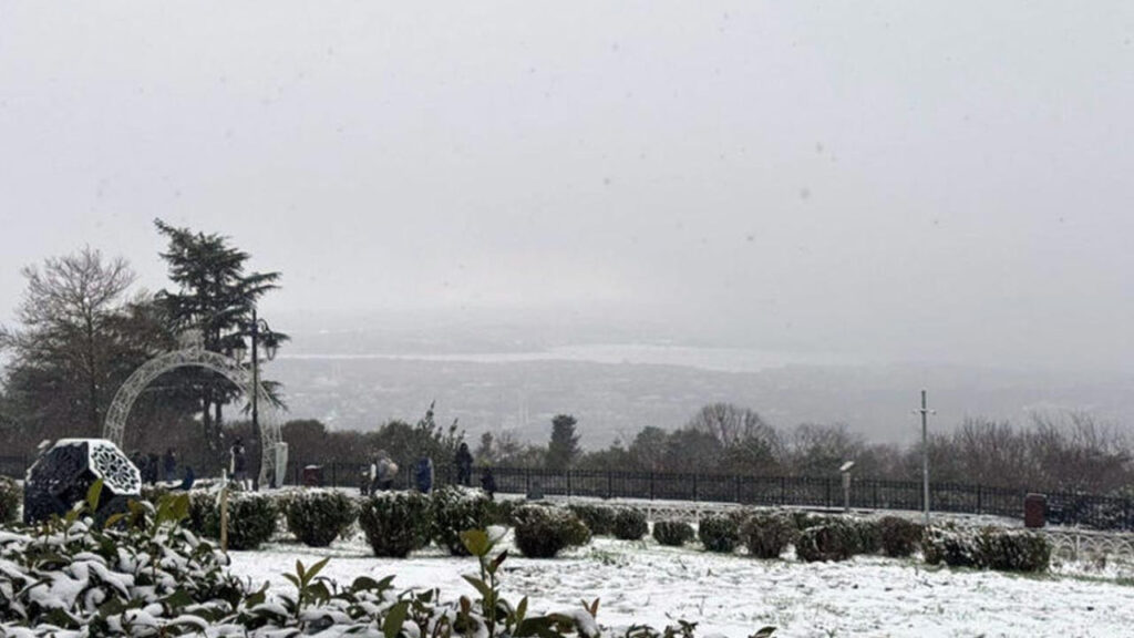 İstanbul’a Kar Geri Döndü! Yüksek Kesimler Beyaza Büründü