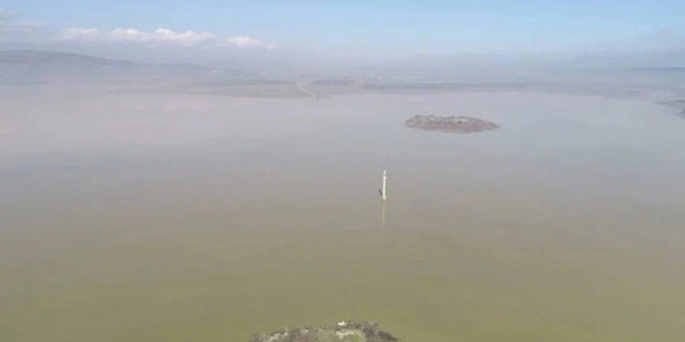 İzmir’in Su Kaynağı Çamurlaştı... 4 İlçede Su Kesintisi