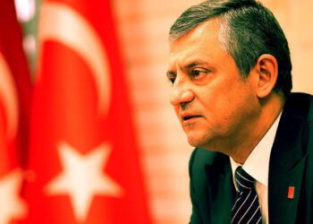 Özgür Özel’den CHP’li Belediyelere Çağrı: ‘AKP ve MHP'lileri Her Yere Çağıracağız’