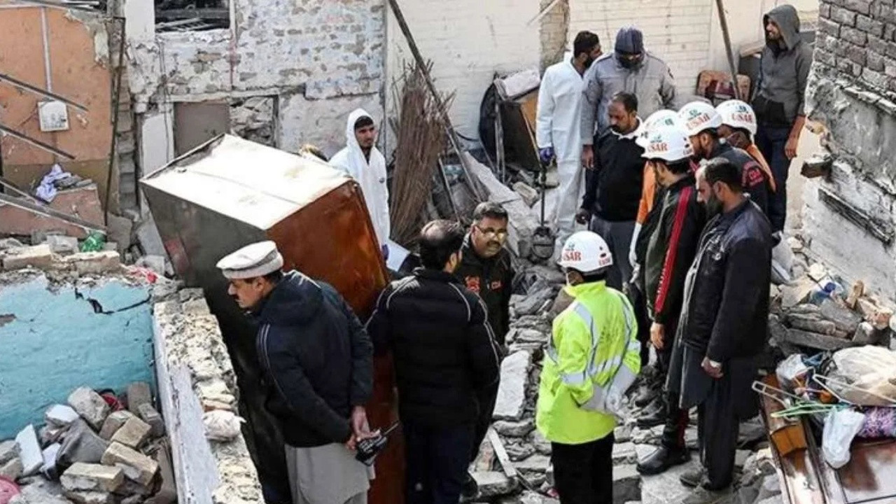 Pakistan'da Düğün Evinde Patlama! En Az 8 Ölü