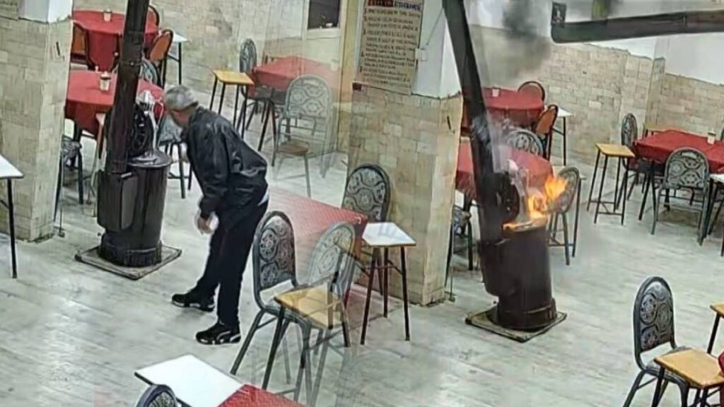 Sobayı Kolonya ile Yaktı, Saniyeler Sonra Bomba Gibi Patladı