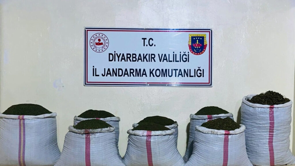 Torbacılara Geçit Yok! Diyarbakır ve Manisa'da Düğmeye Basıldı: 400'ü Aşkın Gözaltı Var