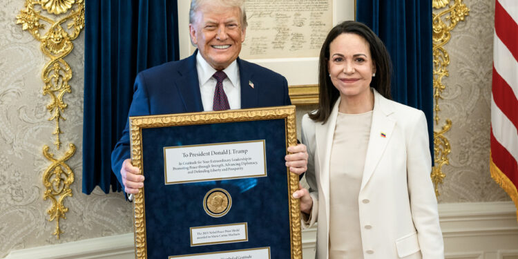 Trump, Nobel'ine Kavuştu: 'O, Bunu Hak Ediyor'