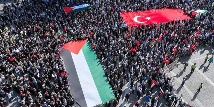 Türkiye Filistin İçin Tek Yürek Oldu: İstanbul'dan Dünyaya 'Gazze' Mesajı