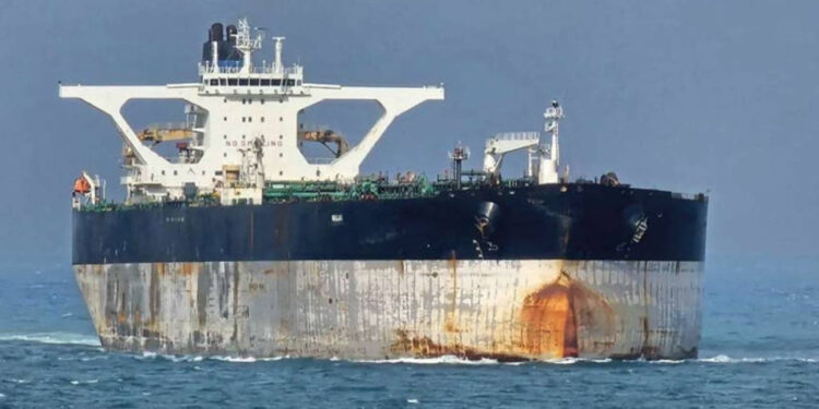 Uluslararası Sularda Kriz! ABD İki Petrol Tankerine El Koydu