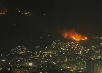 Venezuela'nın Başkenti Caracas'ta Patlama Sesleri