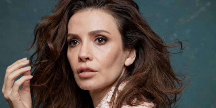 Songül Öden’den yıllar sonra gelen itiraf: ‘Oyuncu olduğum için annem hayal kırıklığına uğradı’