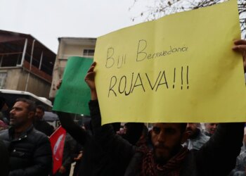 Oya Baydar: Katliamlara karşı ses çıkarmamız gerekiyor