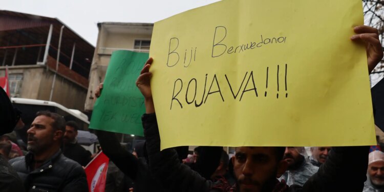 Oya Baydar: Katliamlara karşı ses çıkarmamız gerekiyor