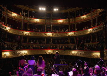 Hatay’ın Çok Sesli Hafızası Avrupa’da Yankılandı: Açılış Aalen’de, Final Paris’te