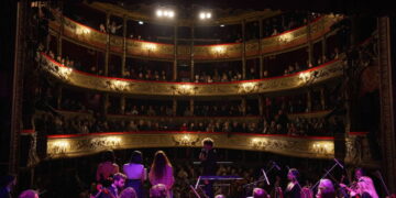 Hatay’ın Çok Sesli Hafızası Avrupa’da Yankılandı: Açılış Aalen’de, Final Paris’te