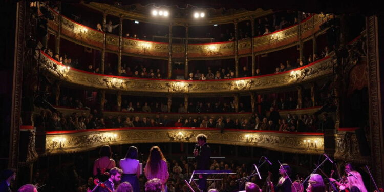 Hatay’ın Çok Sesli Hafızası Avrupa’da Yankılandı: Açılış Aalen’de, Final Paris’te