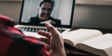 Fransa’da ABD merkezli Zoom ve Teams kullanılması terk ediliyor