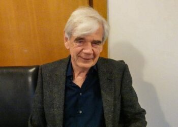 Filozof Holloway: Öcalan’ın özgürlüğü demokrasinin kapısını aralar