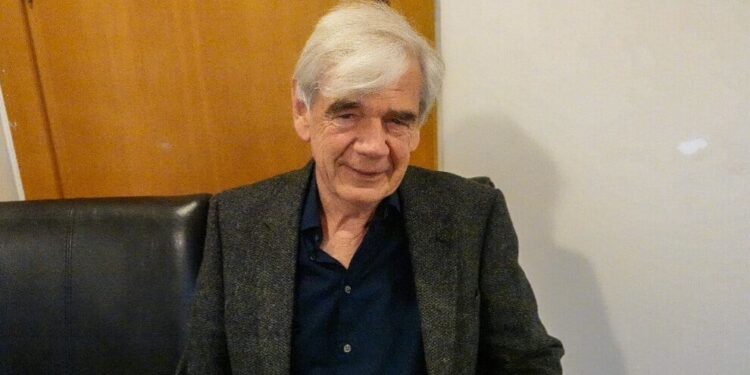 Filozof Holloway: Öcalan’ın özgürlüğü demokrasinin kapısını aralar