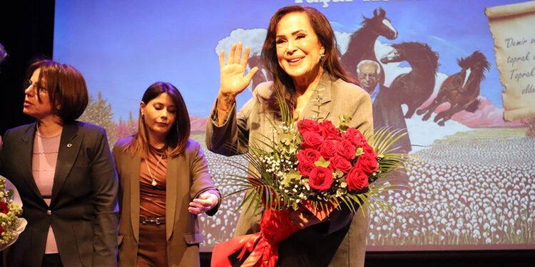 Türkan Şoray’dan yıllar sonra gelen itiraf: ‘Bugün olsa o çılgınlığı yapmaya cesaret edemem’