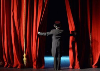 İBB Şehir Tiyatroları martta 40 oyun sahneleyecek