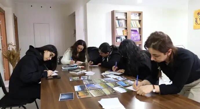 MKG, ETHA emekçilerine kart ve kitap gönderdi