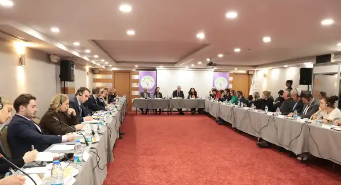 DEM Parti Eş Genel Başkanları büyükelçilik temsilcileriyle görüştü