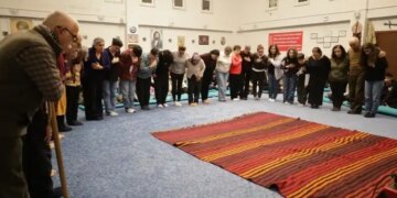 Xızır Cemi’nde çıralar Rojava için yakıldı