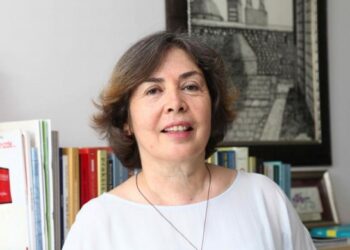 Feminist iktisatçı Şemsa Özar yaşamını yitirdi