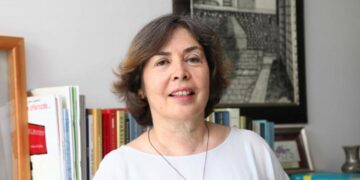 Feminist iktisatçı Şemsa Özar yaşamını yitirdi