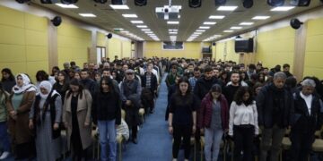 Wan’da ‘Demokratik toplum inşasında gençliğin rolü’ buluşması